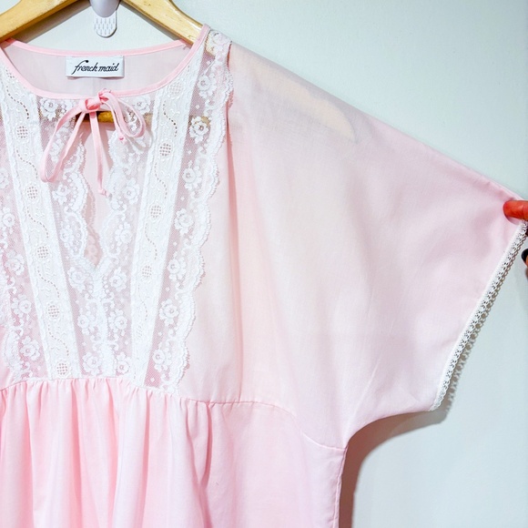 FRENCH MAID Vintage pink nightgown with lace - Picture 3 of 7